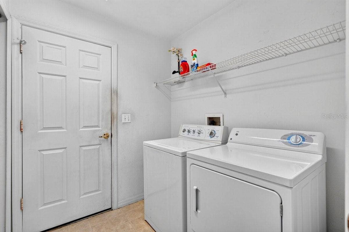 5 SPINNAKER CIRCLE, South Daytona, FL 32119 5 SPINNAKER CIRCLE, South Daytona, FL 32119