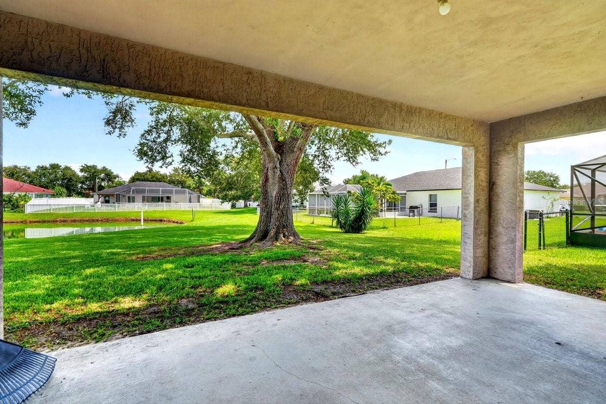 5 SPINNAKER CIRCLE, South Daytona, FL 32119 5 SPINNAKER CIRCLE, South Daytona, FL 32119