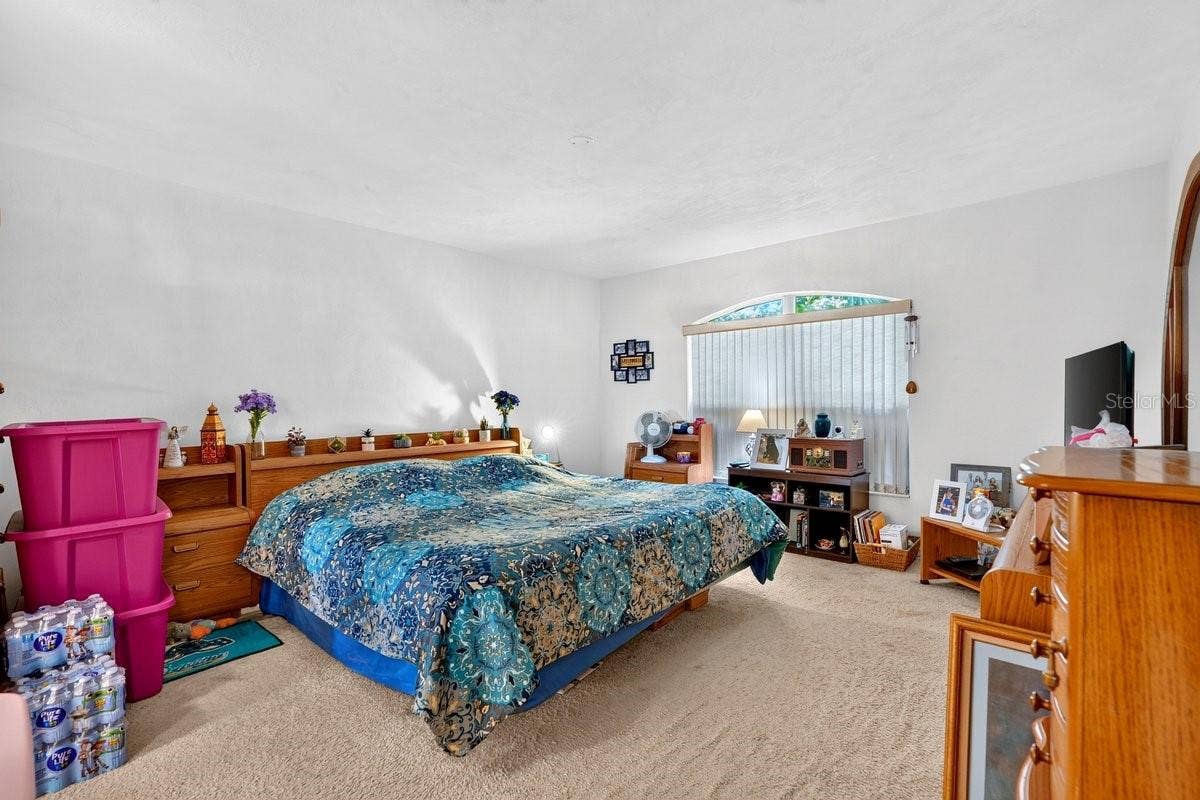 5 SPINNAKER CIRCLE, South Daytona, FL 32119 5 SPINNAKER CIRCLE, South Daytona, FL 32119