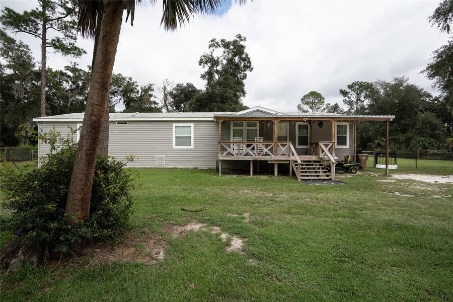 Property photo for 40090 COUNTY RD 439, Umatilla, FL