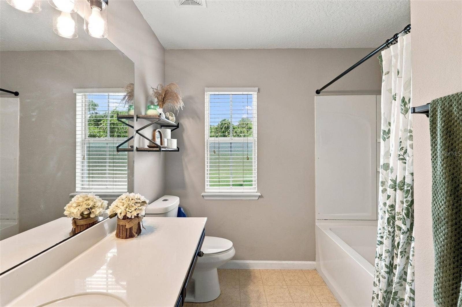 8 ANGELA DRIVE, Palm Coast, FL 32164 Upstairs bath.
