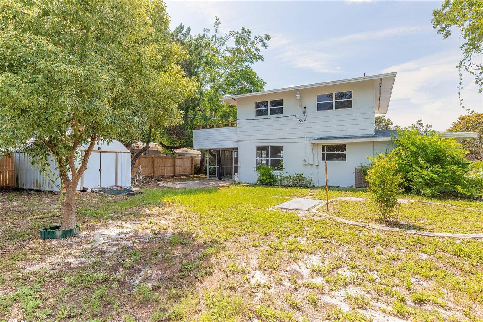 1318 KILLIAN STREET, Daytona Beach, FL 32114