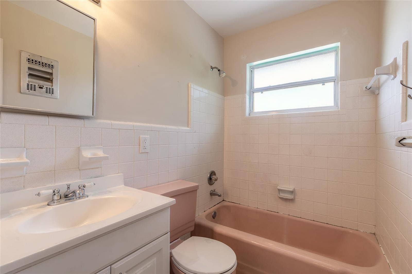 1318 KILLIAN STREET, Daytona Beach, FL 32114