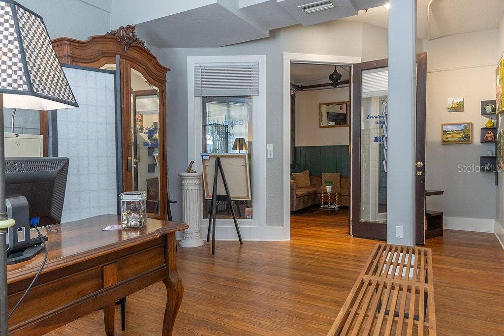 442 E NEW YORK AVENUE, Deland, FL 32724 442 E NEW YORK AVENUE, Deland, FL 32724