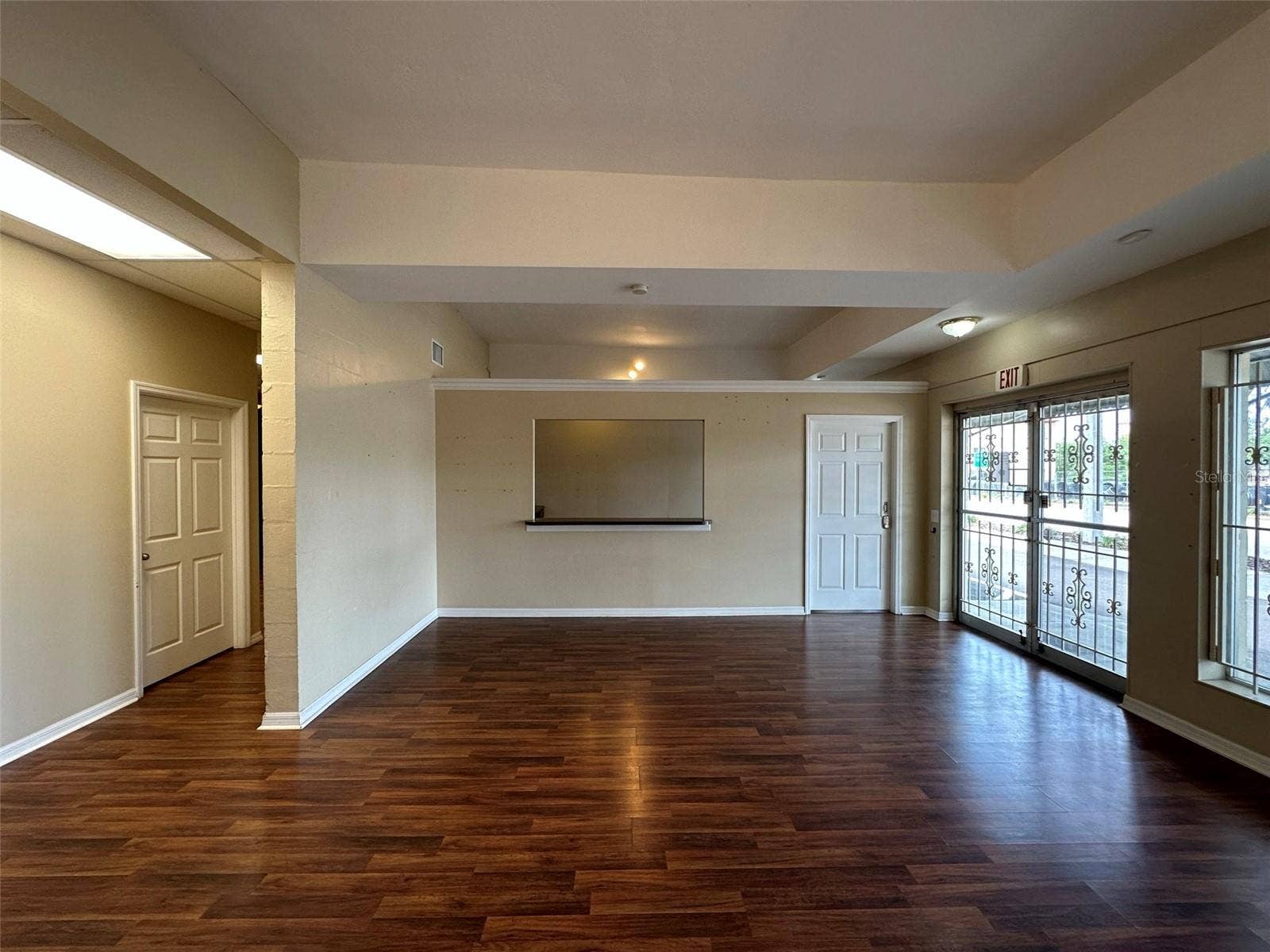 228 S WOODLAND BOULEVARD, Deland, FL 32720 228 S WOODLAND BOULEVARD, Deland, FL 32720