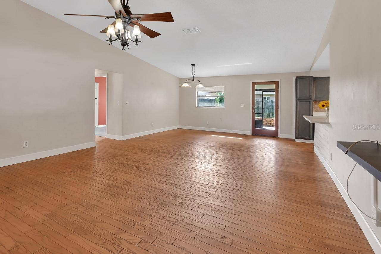 583 CAMBRIDGE CIRCLE, South Daytona, FL 32119 583 CAMBRIDGE CIRCLE, South Daytona, FL 32119