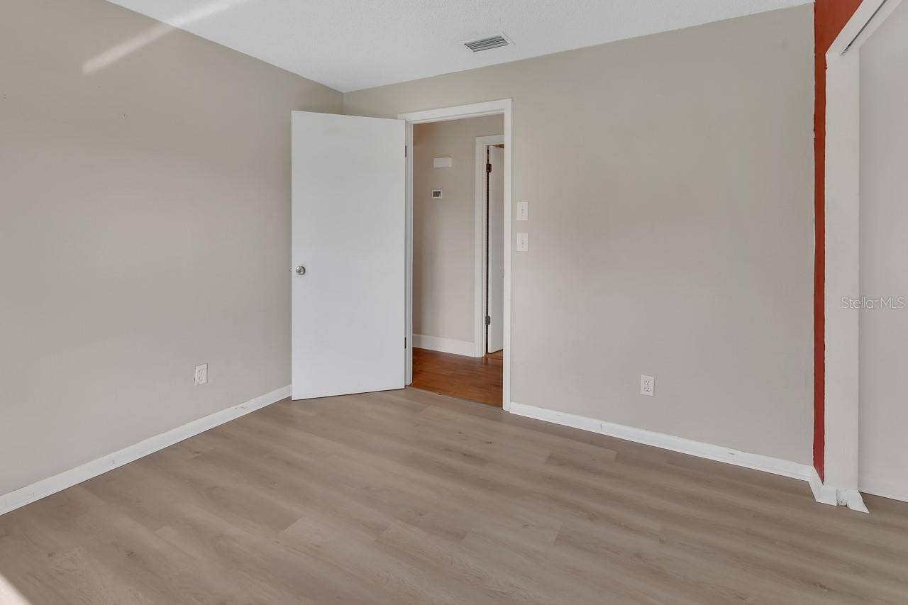 583 CAMBRIDGE CIRCLE, South Daytona, FL 32119 583 CAMBRIDGE CIRCLE, South Daytona, FL 32119