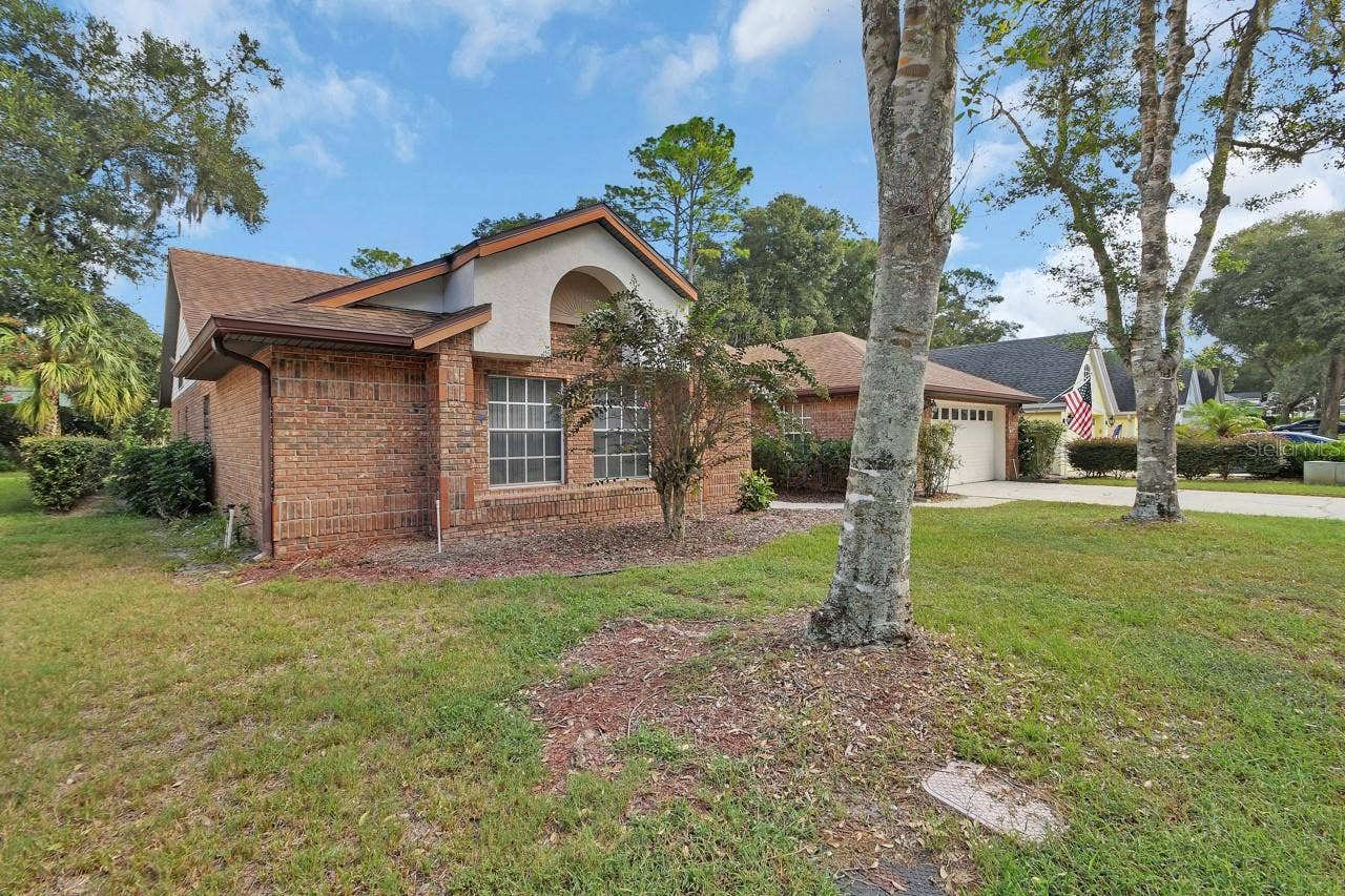 511 BRIAR OAK WAY, Deland, FL 32724