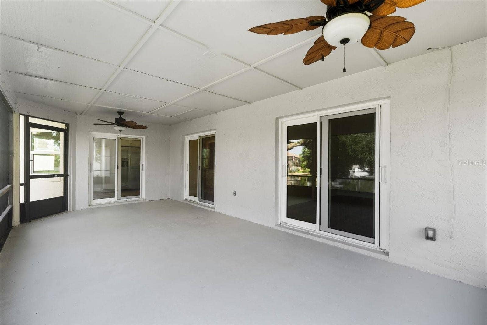 21 COLLINGTON COURT, Palm Coast, FL 32137