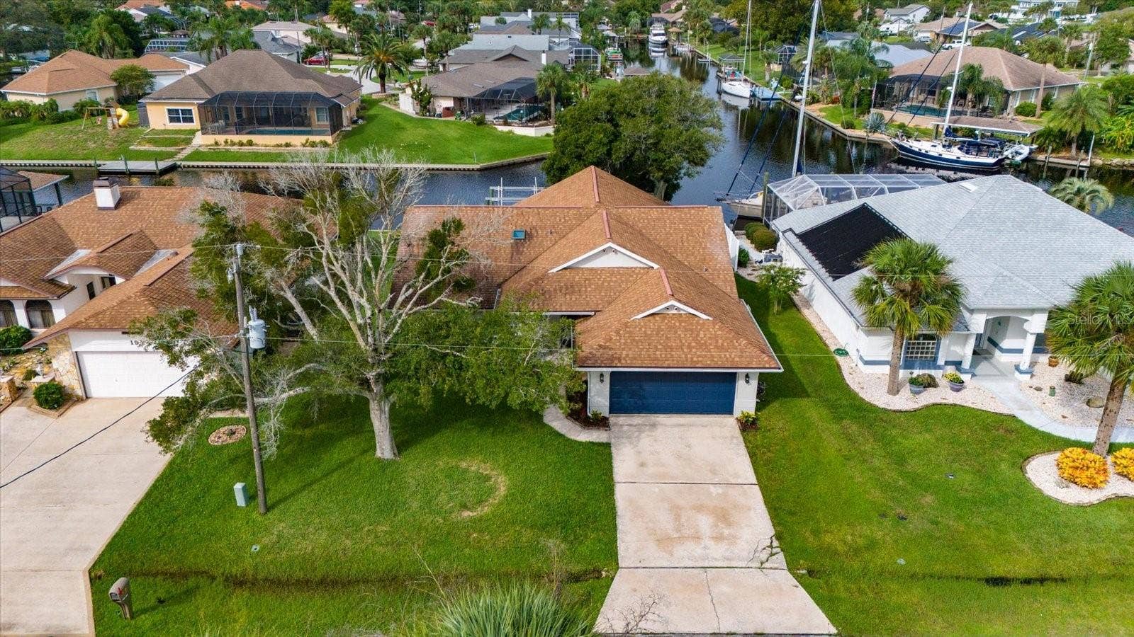 21 COLLINGTON COURT, Palm Coast, FL 32137