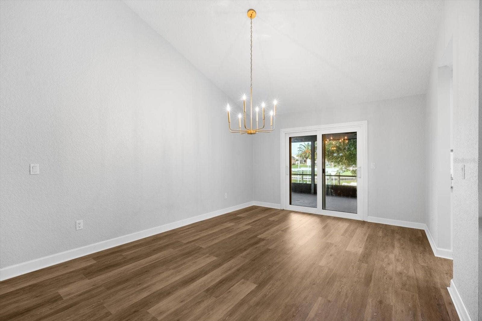 21 COLLINGTON COURT, Palm Coast, FL 32137