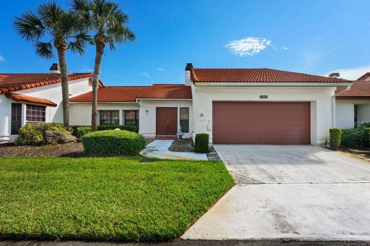 105 OYSTER CATCHER COURT, Daytona Beach, FL 32119