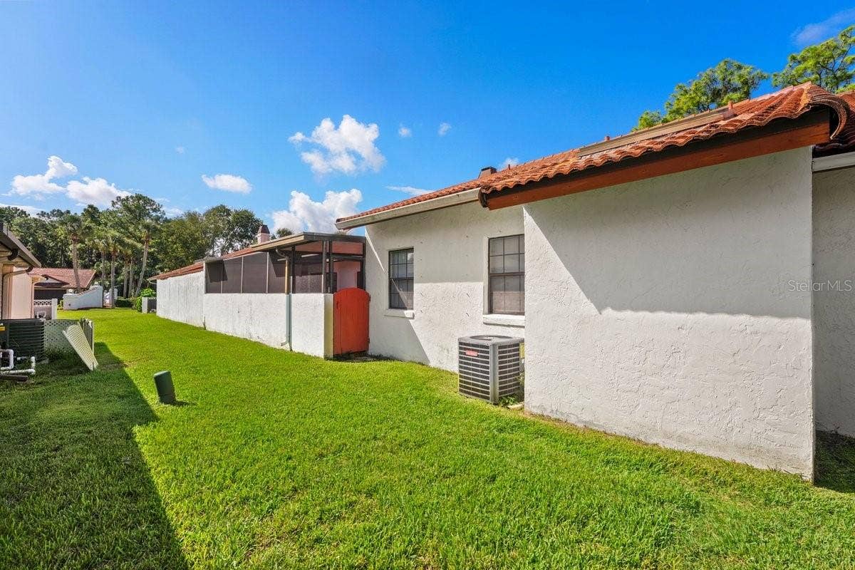105 OYSTER CATCHER COURT, Daytona Beach, FL 32119