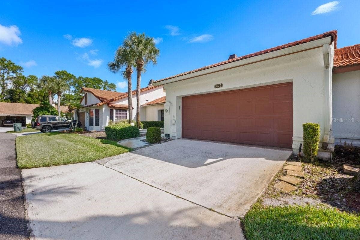 105 OYSTER CATCHER COURT, Daytona Beach, FL 32119
