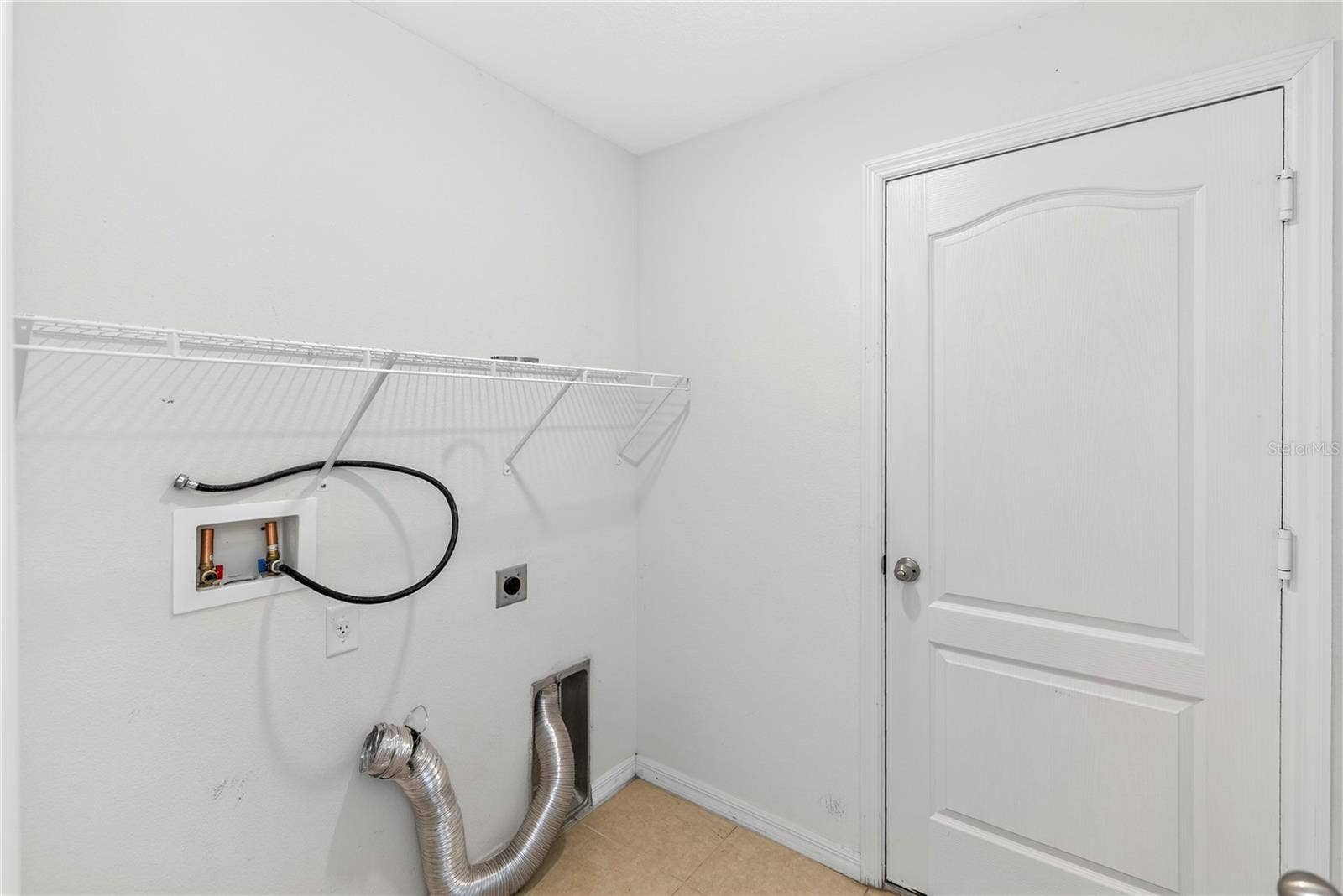 1528 E FALMOUTH AVENUE, Deltona, FL 32725