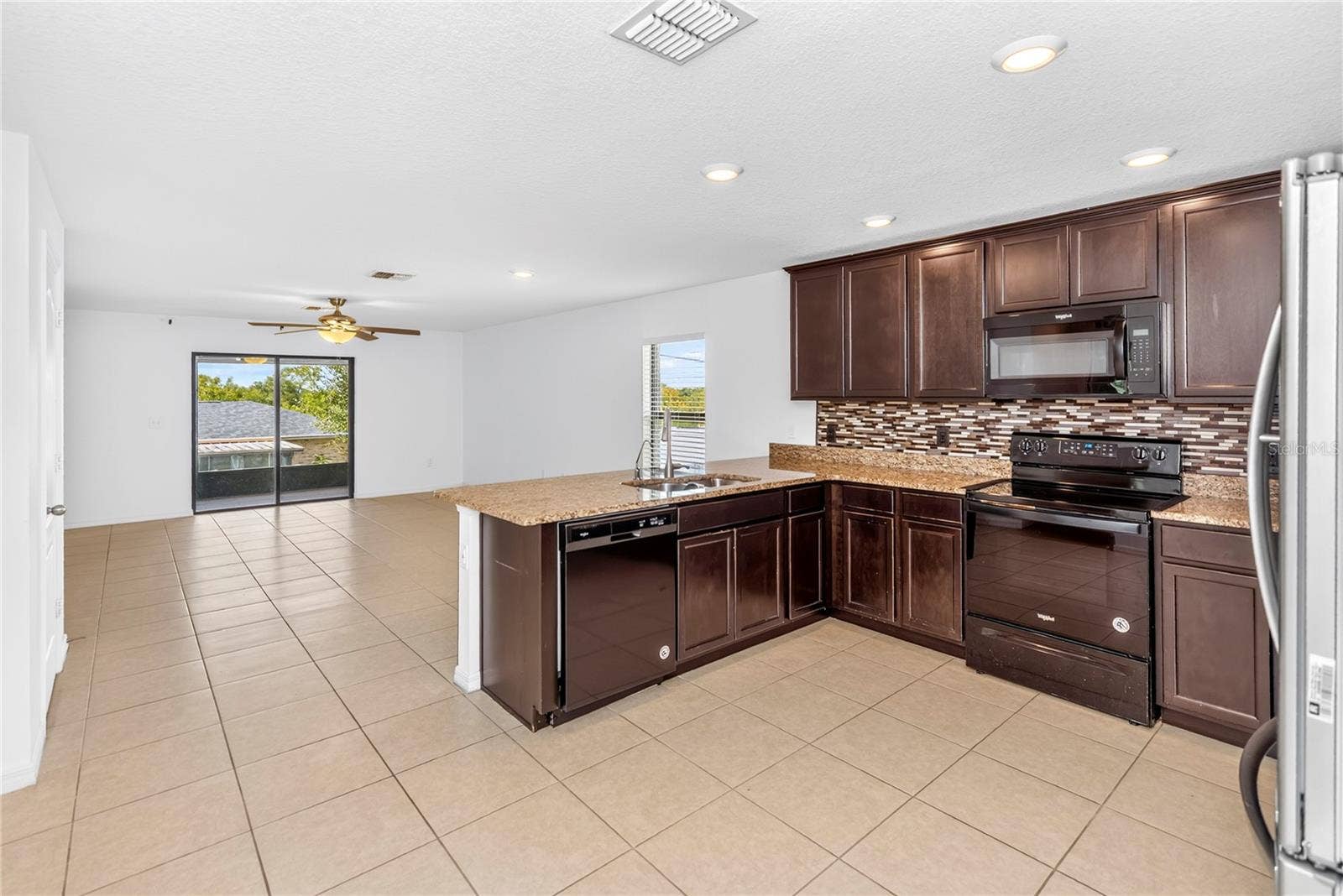 1528 E FALMOUTH AVENUE, Deltona, FL 32725