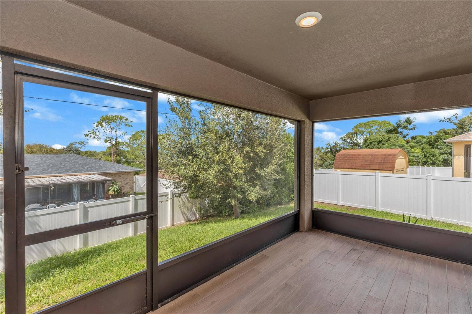 1528 E FALMOUTH AVENUE, Deltona, FL 32725