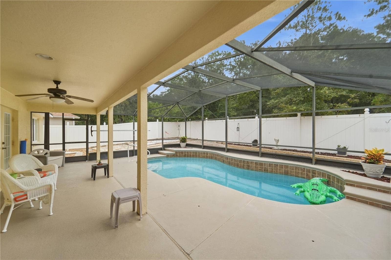 1420 BENT OAKS BOULEVARD, Deland, FL 32724 Covered and screened pool deck for entertaining!