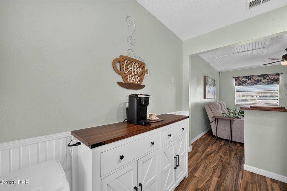 26 ORIOLE CIRCLE, #A, Ormond Beach, FL 32176 Extra Kitchen Cabinetry