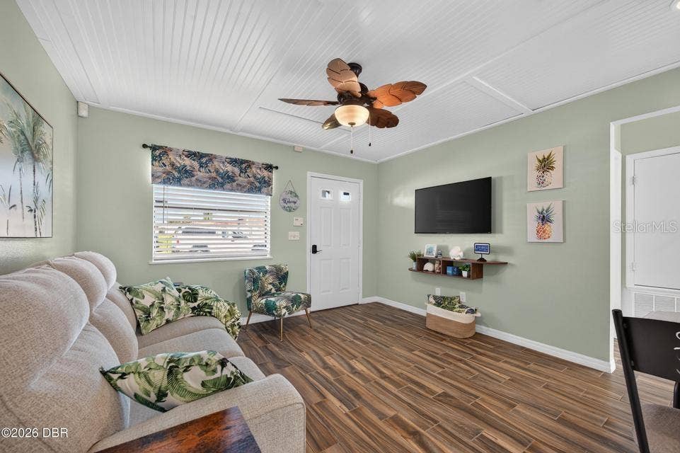 26 ORIOLE CIRCLE, #A, Ormond Beach, FL 32176 Nice Space