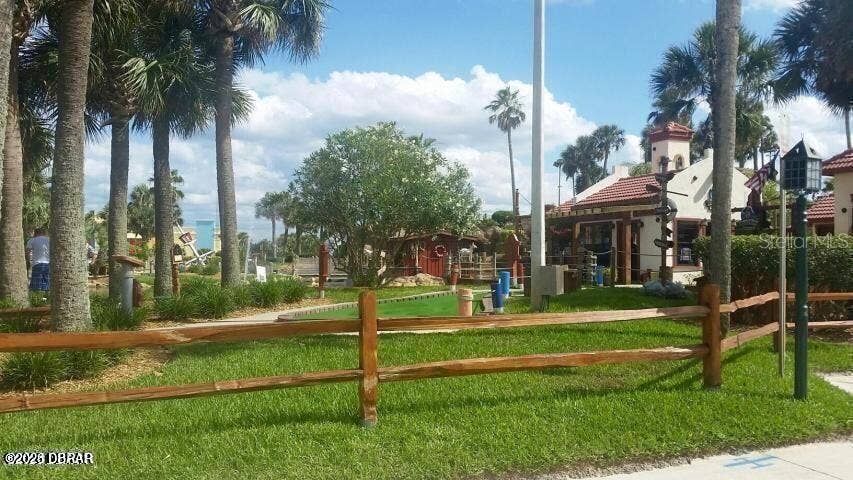26 ORIOLE CIRCLE, #A, Ormond Beach, FL 32176 Nearby Mini Golf!