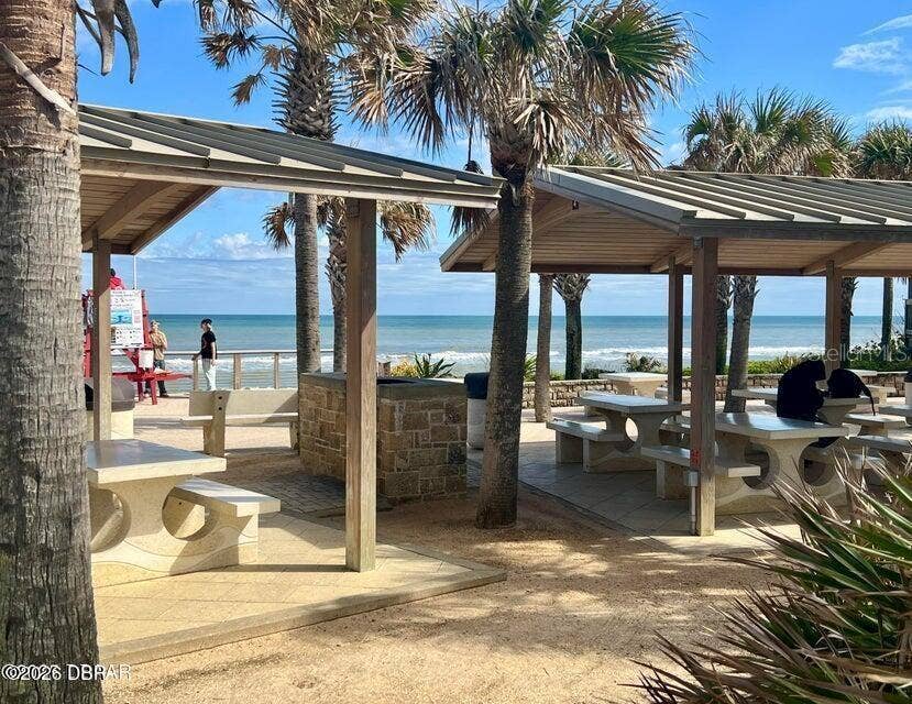 26 ORIOLE CIRCLE, #A, Ormond Beach, FL 32176 Nearby Beach Park with Grills!
