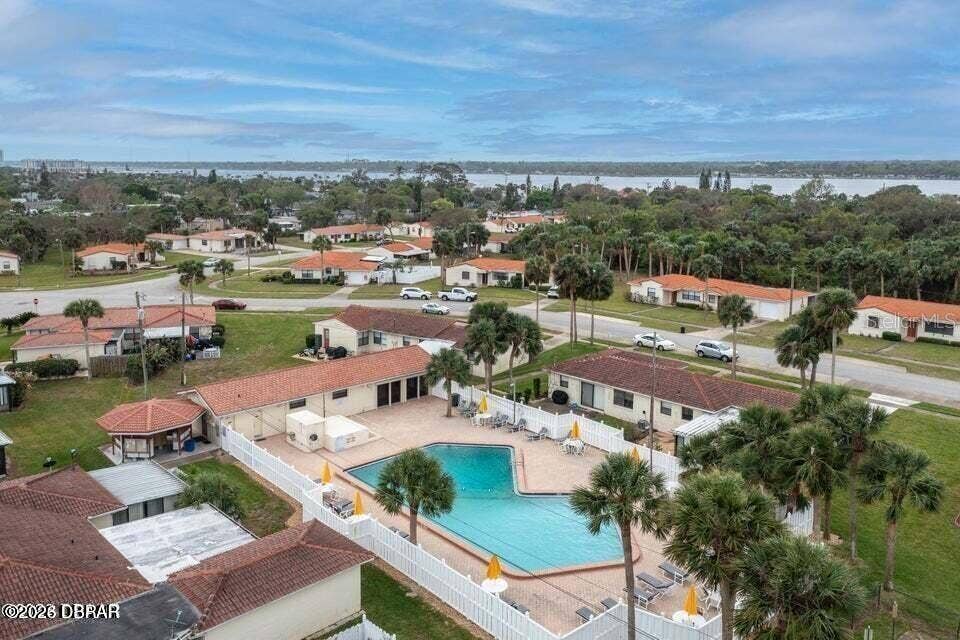 26 ORIOLE CIRCLE, #A, Ormond Beach, FL 32176 Private Community Pool and Club House