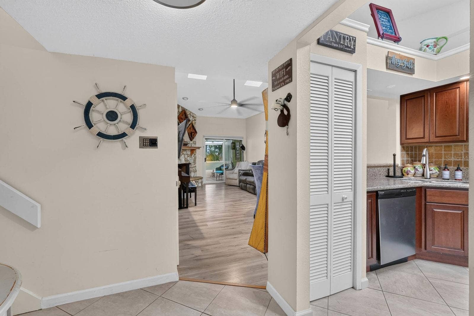 955 GRAYLING COURT, #B, Port Orange, FL 32127