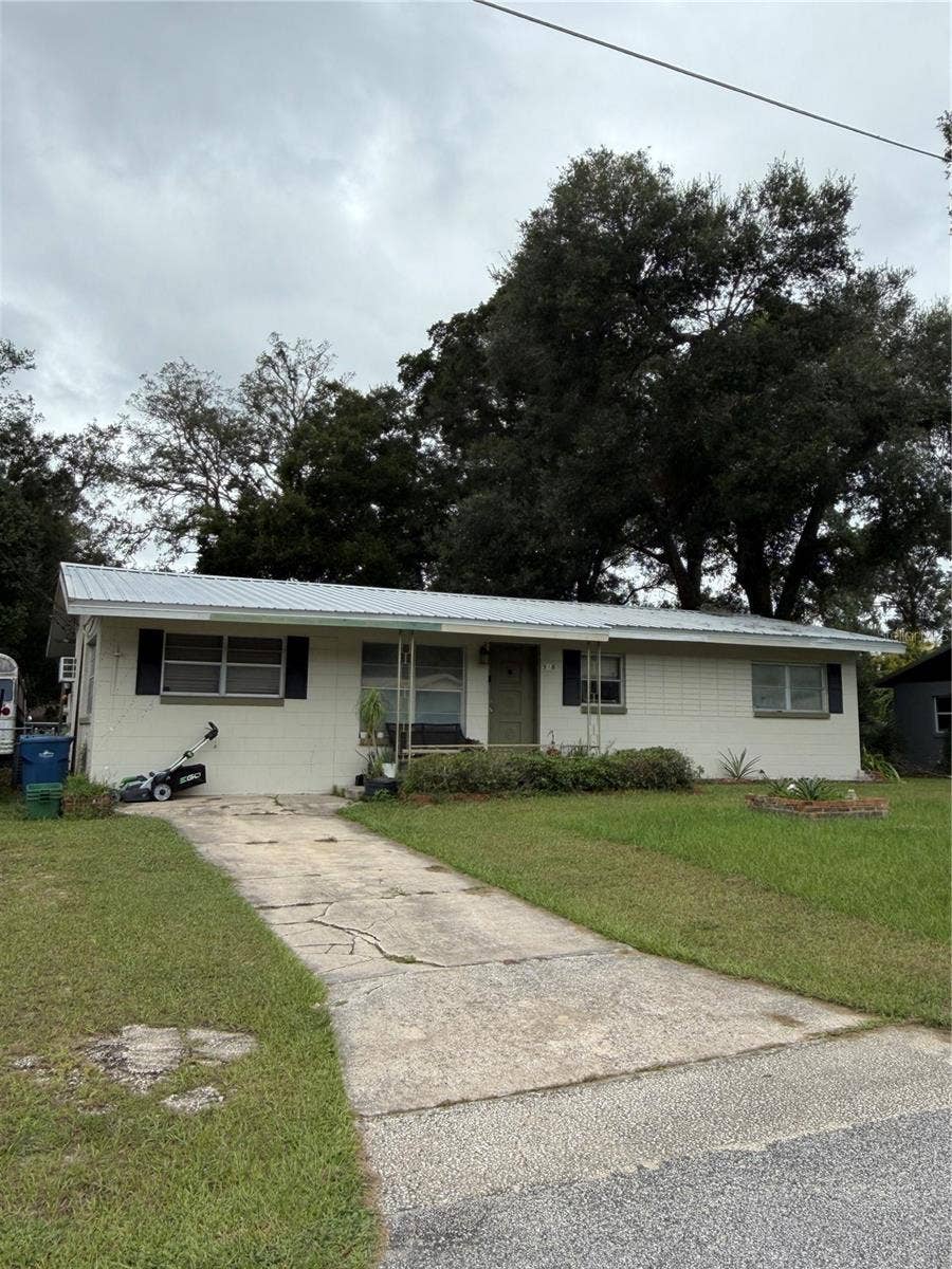 730 LINDLEY BOULEVARD, Deland, FL 32724