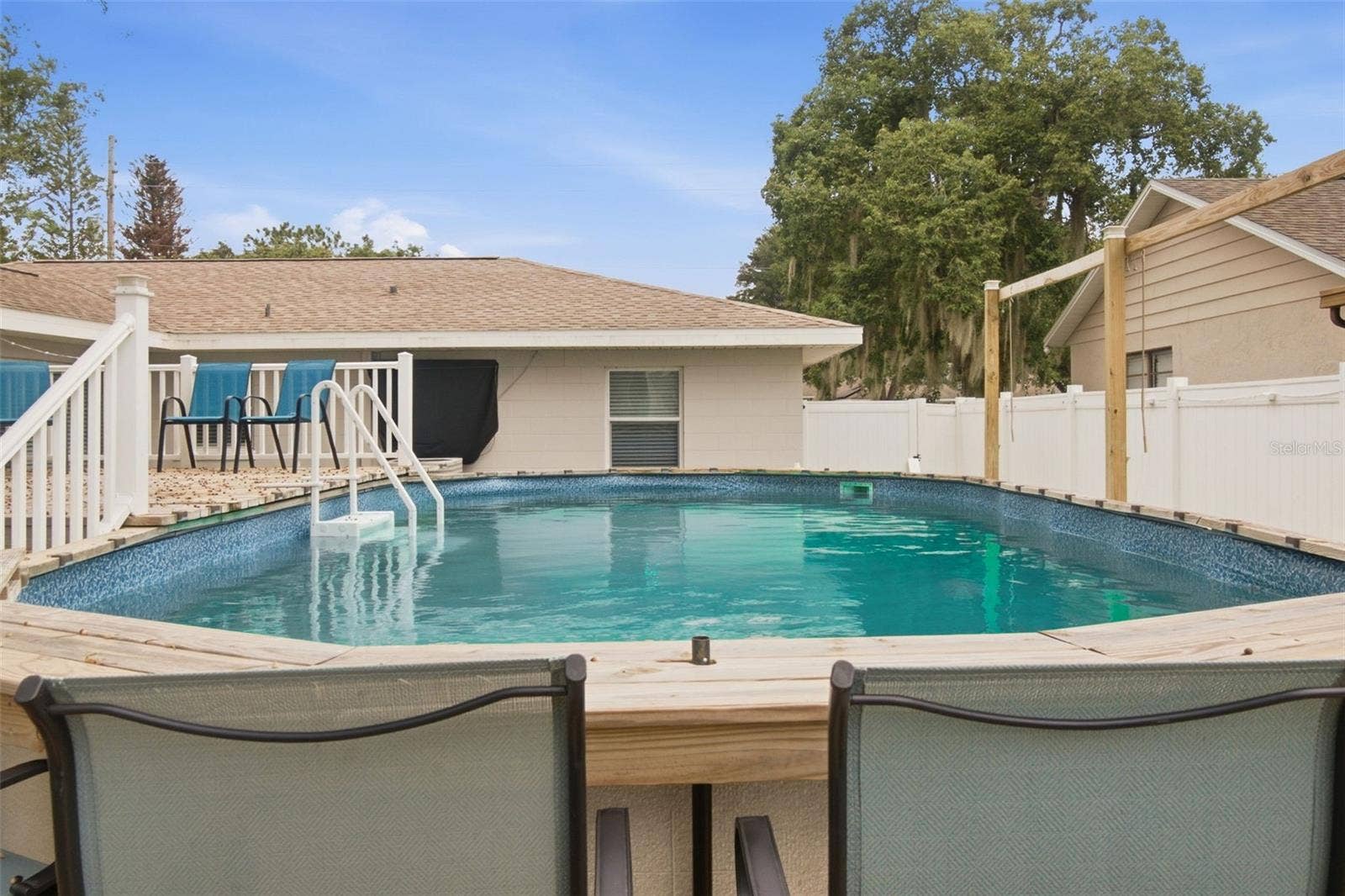 930 DORA AVENUE, Tavares, FL 32778 Pool