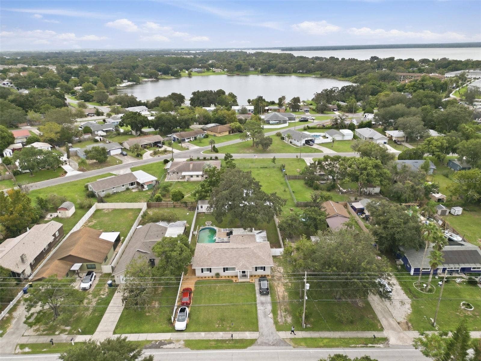 930 DORA AVENUE, Tavares, FL 32778 930 DORA AVENUE, Tavares, FL 32778