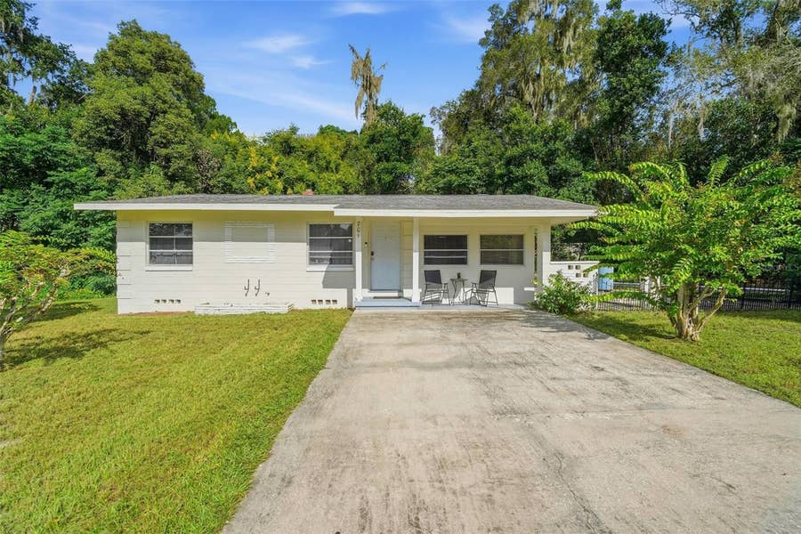 Property photo for 701 SPRINGBANK AVENUE, Orange City, FL
