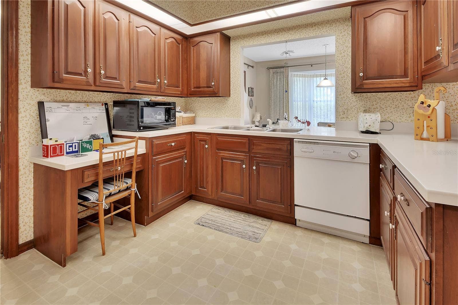 350 LAFAYETTE PLACE, Deland, FL 32720 350 LAFAYETTE PLACE, Deland, FL 32720