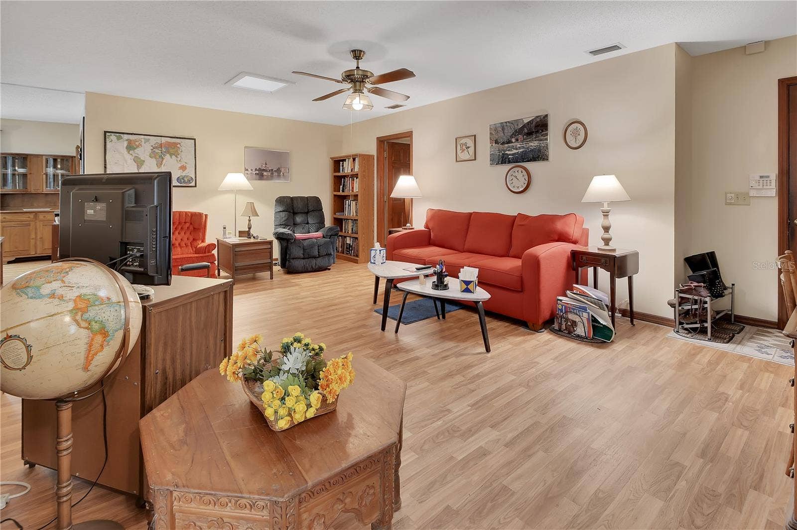 350 LAFAYETTE PLACE, Deland, FL 32720 350 LAFAYETTE PLACE, Deland, FL 32720
