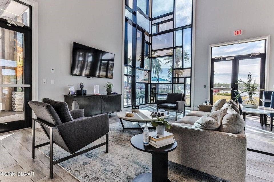 171 AZURE COURT, Daytona Beach, FL 32124 171 AZURE COURT, Daytona Beach, FL 32124
