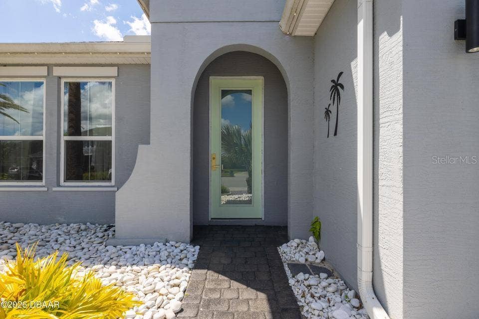 171 AZURE COURT, Daytona Beach, FL 32124 171 AZURE COURT, Daytona Beach, FL 32124