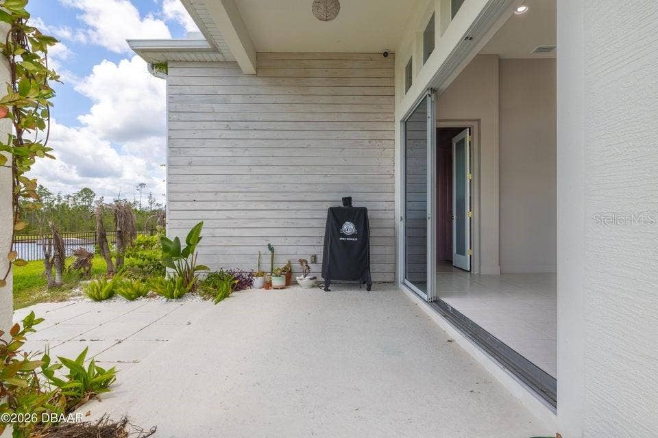 171 AZURE COURT, Daytona Beach, FL 32124 171 AZURE COURT, Daytona Beach, FL 32124