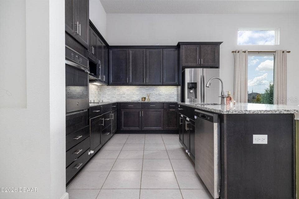 171 AZURE COURT, Daytona Beach, FL 32124 171 AZURE COURT, Daytona Beach, FL 32124