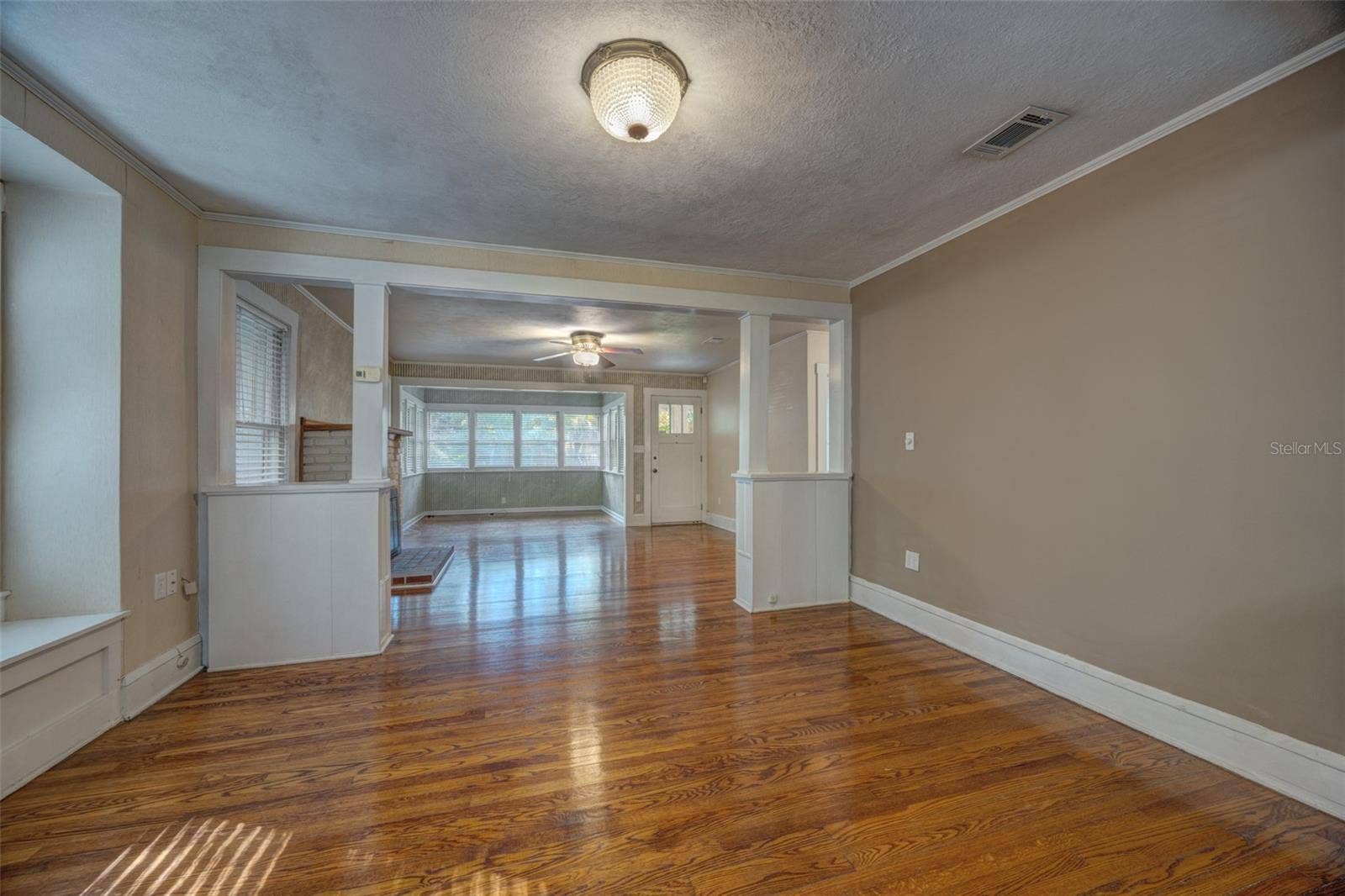 641 E PENNSYLVANIA AVENUE, Deland, FL 32724 641 E PENNSYLVANIA AVENUE, Deland, FL 32724