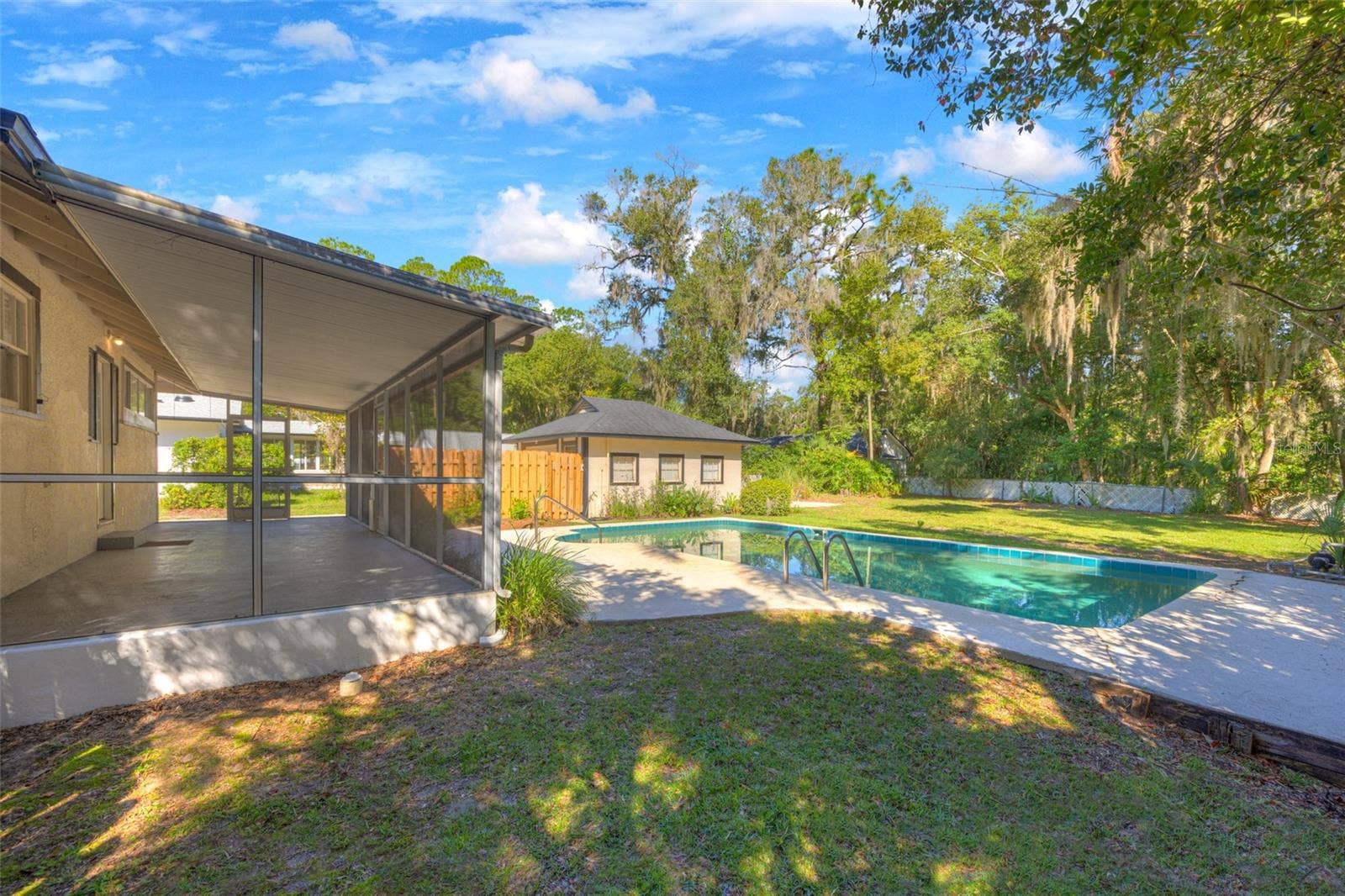 641 E PENNSYLVANIA AVENUE, Deland, FL 32724 641 E PENNSYLVANIA AVENUE, Deland, FL 32724