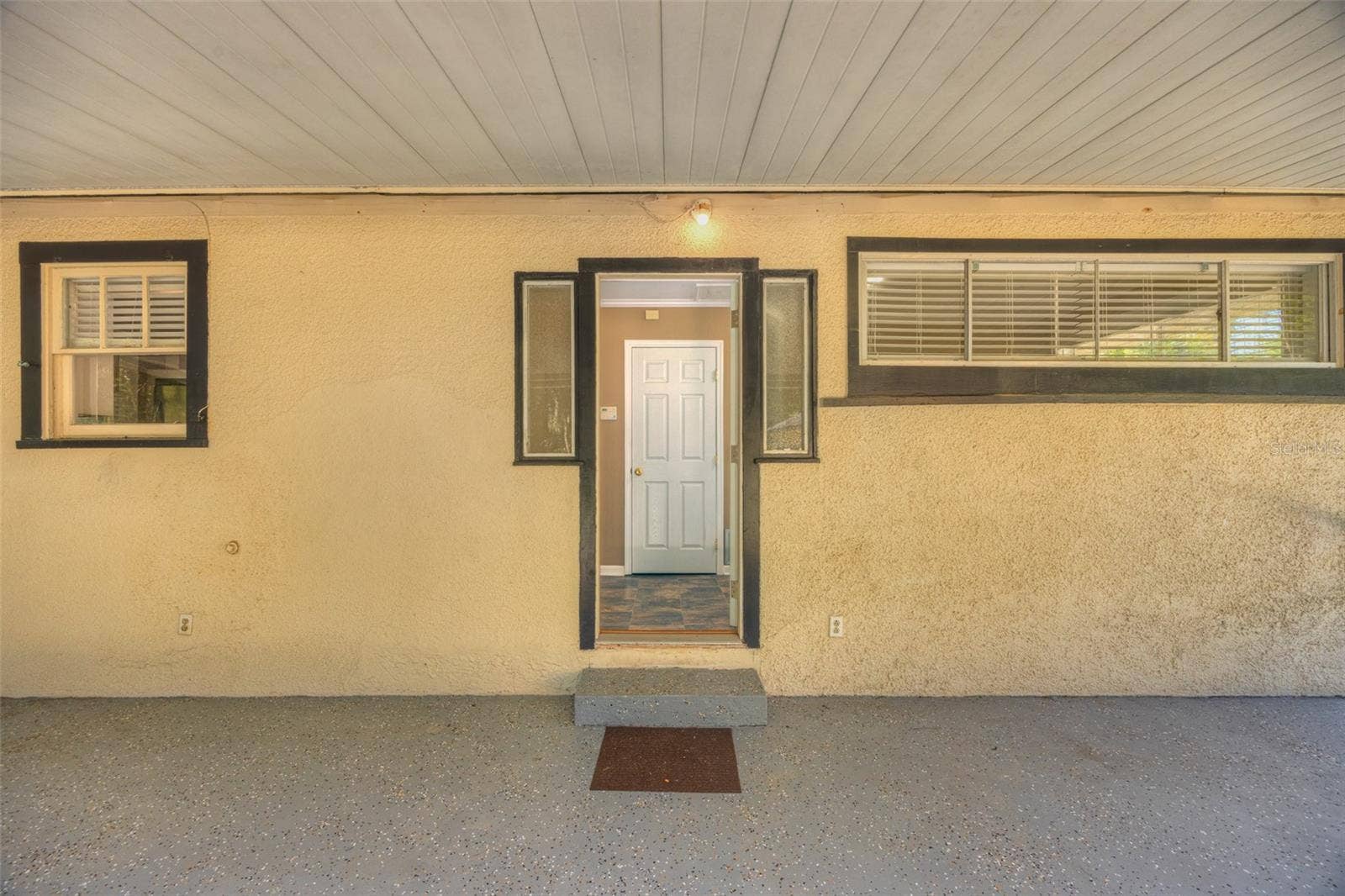 641 E PENNSYLVANIA AVENUE, Deland, FL 32724 641 E PENNSYLVANIA AVENUE, Deland, FL 32724