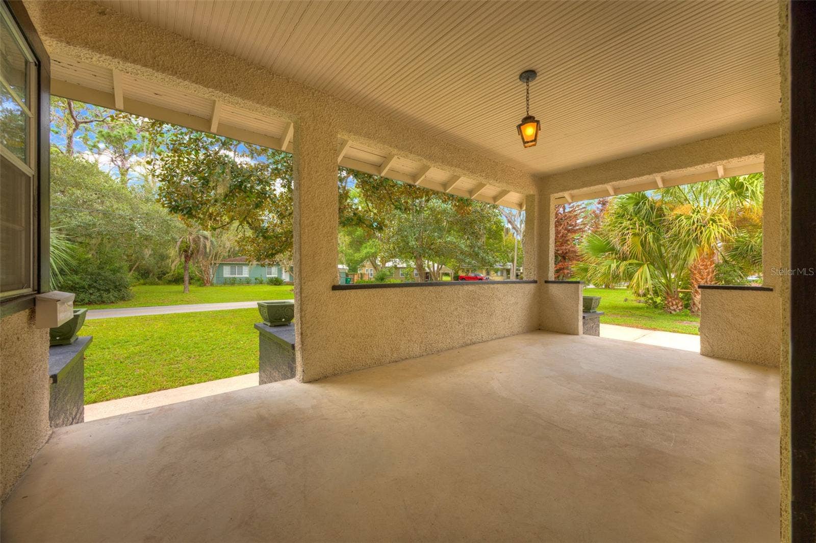 641 E PENNSYLVANIA AVENUE, Deland, FL 32724 641 E PENNSYLVANIA AVENUE, Deland, FL 32724