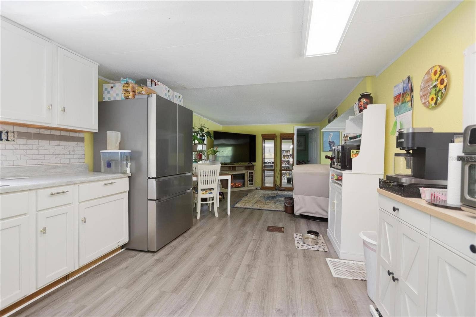 498 KING CHARLES CIRCLE, Deland, FL 32724 498 KING CHARLES CIRCLE, Deland, FL 32724