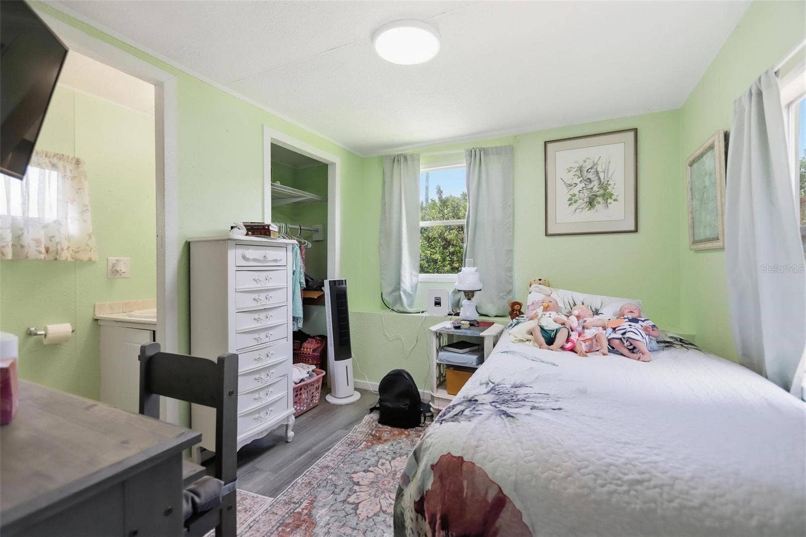 498 KING CHARLES CIRCLE, Deland, FL 32724 498 KING CHARLES CIRCLE, Deland, FL 32724