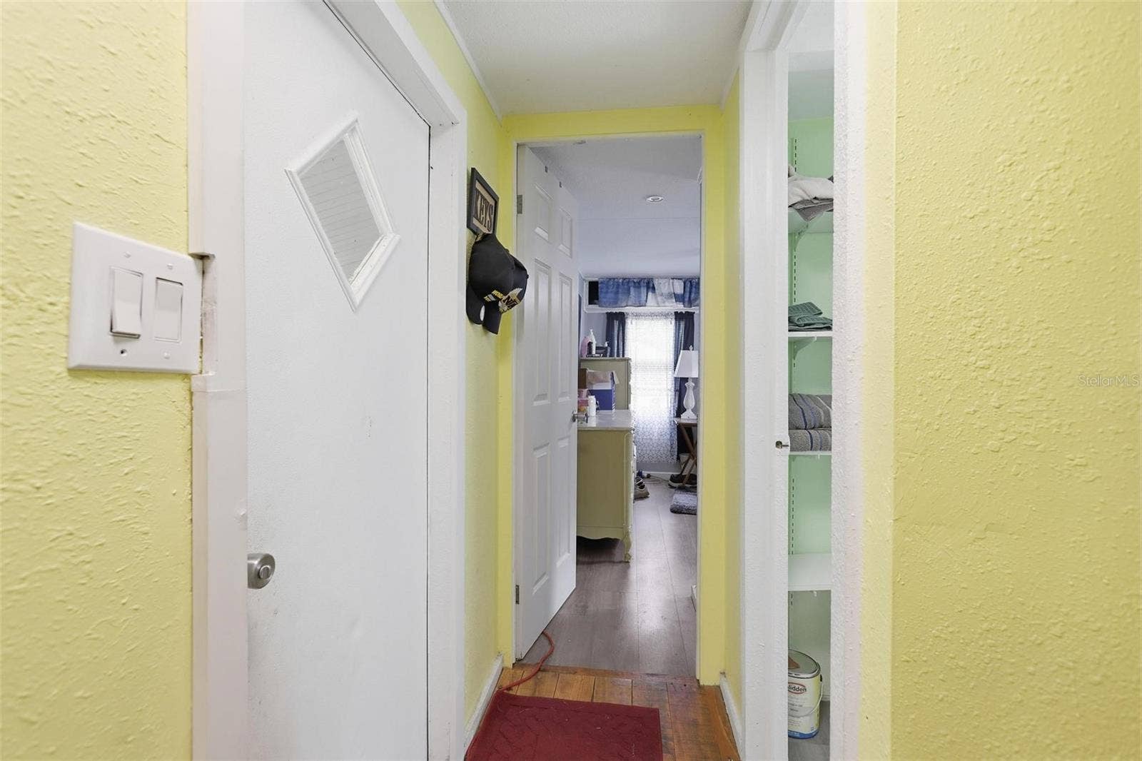 498 KING CHARLES CIRCLE, Deland, FL 32724 498 KING CHARLES CIRCLE, Deland, FL 32724