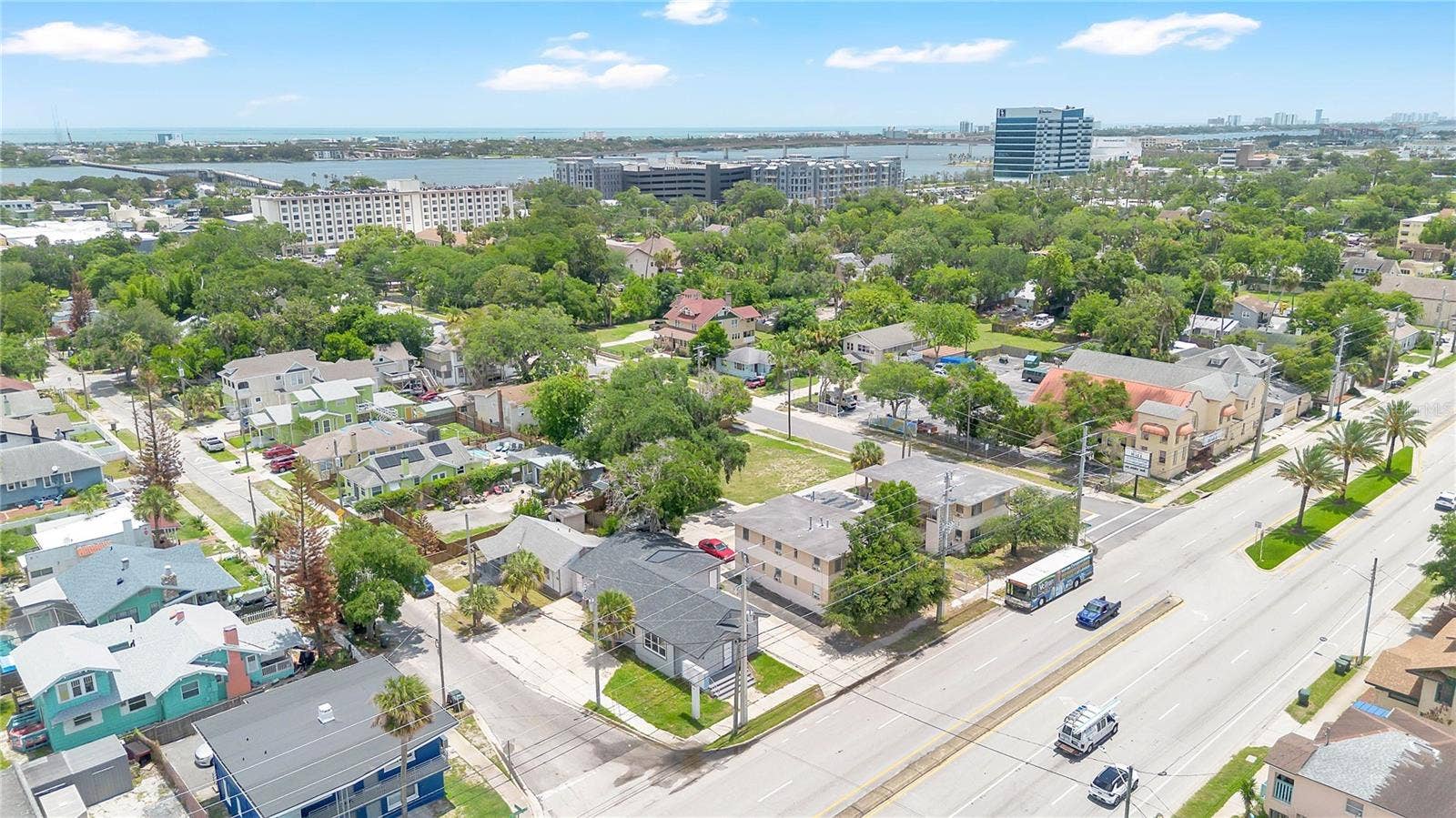 547 N RIDGEWOOD AVENUE, Daytona Beach, FL 32114 547 N RIDGEWOOD AVENUE, Daytona Beach, FL 32114