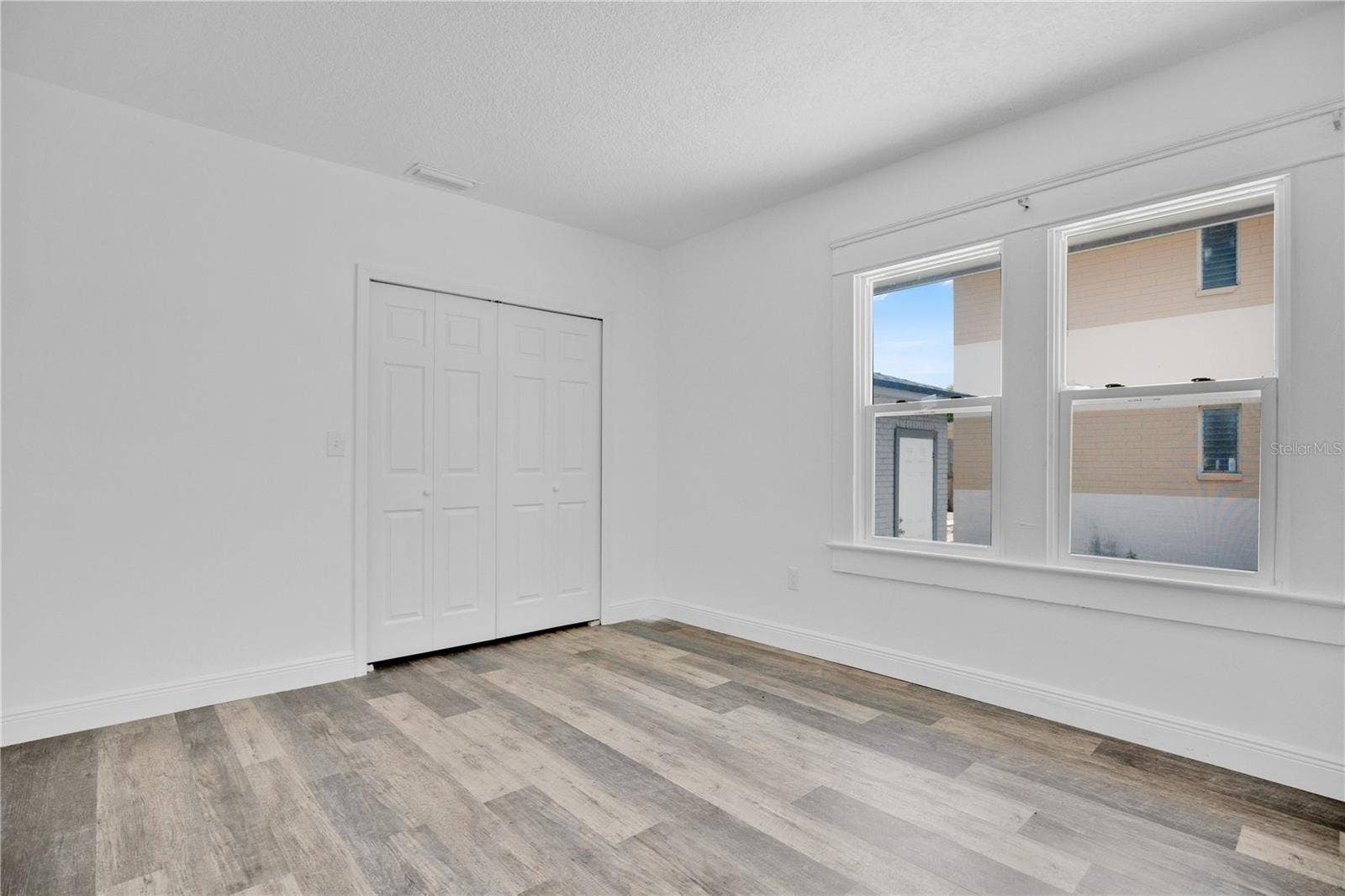 547 N RIDGEWOOD AVENUE, Daytona Beach, FL 32114 547 N RIDGEWOOD AVENUE, Daytona Beach, FL 32114