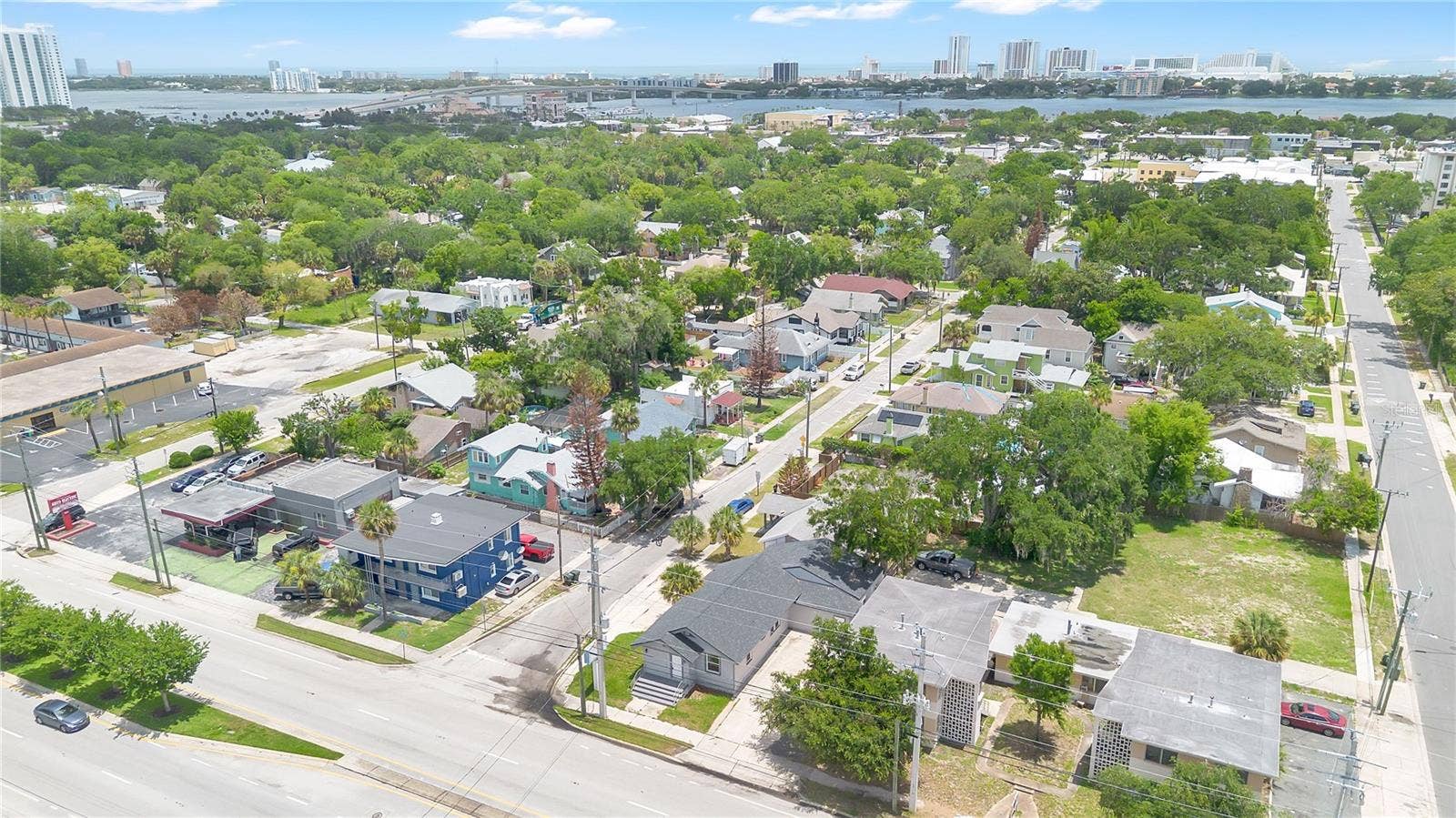 547 N RIDGEWOOD AVENUE, Daytona Beach, FL 32114 547 N RIDGEWOOD AVENUE, Daytona Beach, FL 32114