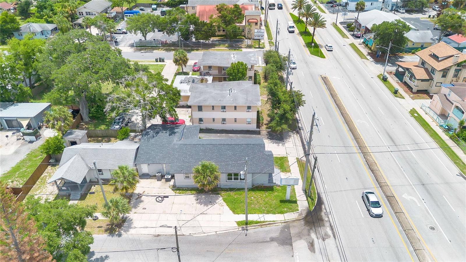547 N RIDGEWOOD AVENUE, Daytona Beach, FL 32114 547 N RIDGEWOOD AVENUE, Daytona Beach, FL 32114