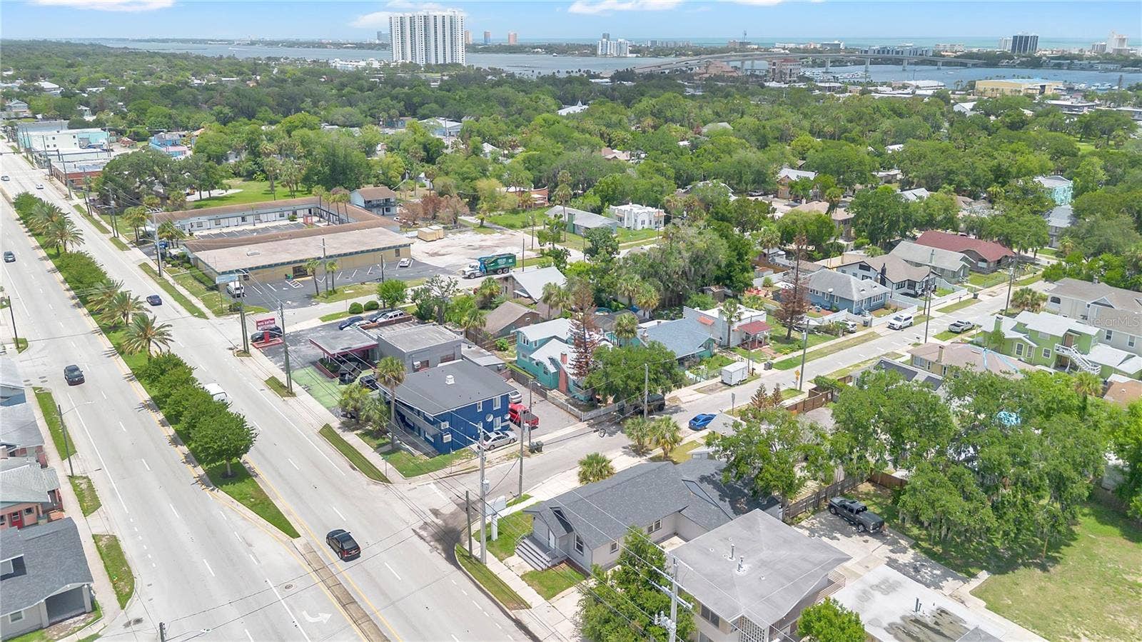 547 N RIDGEWOOD AVENUE, Daytona Beach, FL 32114 547 N RIDGEWOOD AVENUE, Daytona Beach, FL 32114
